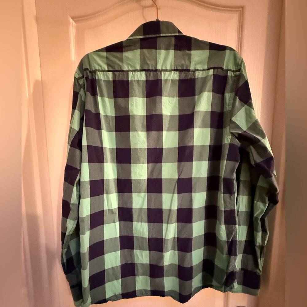 Untuckit Button Down - image 3